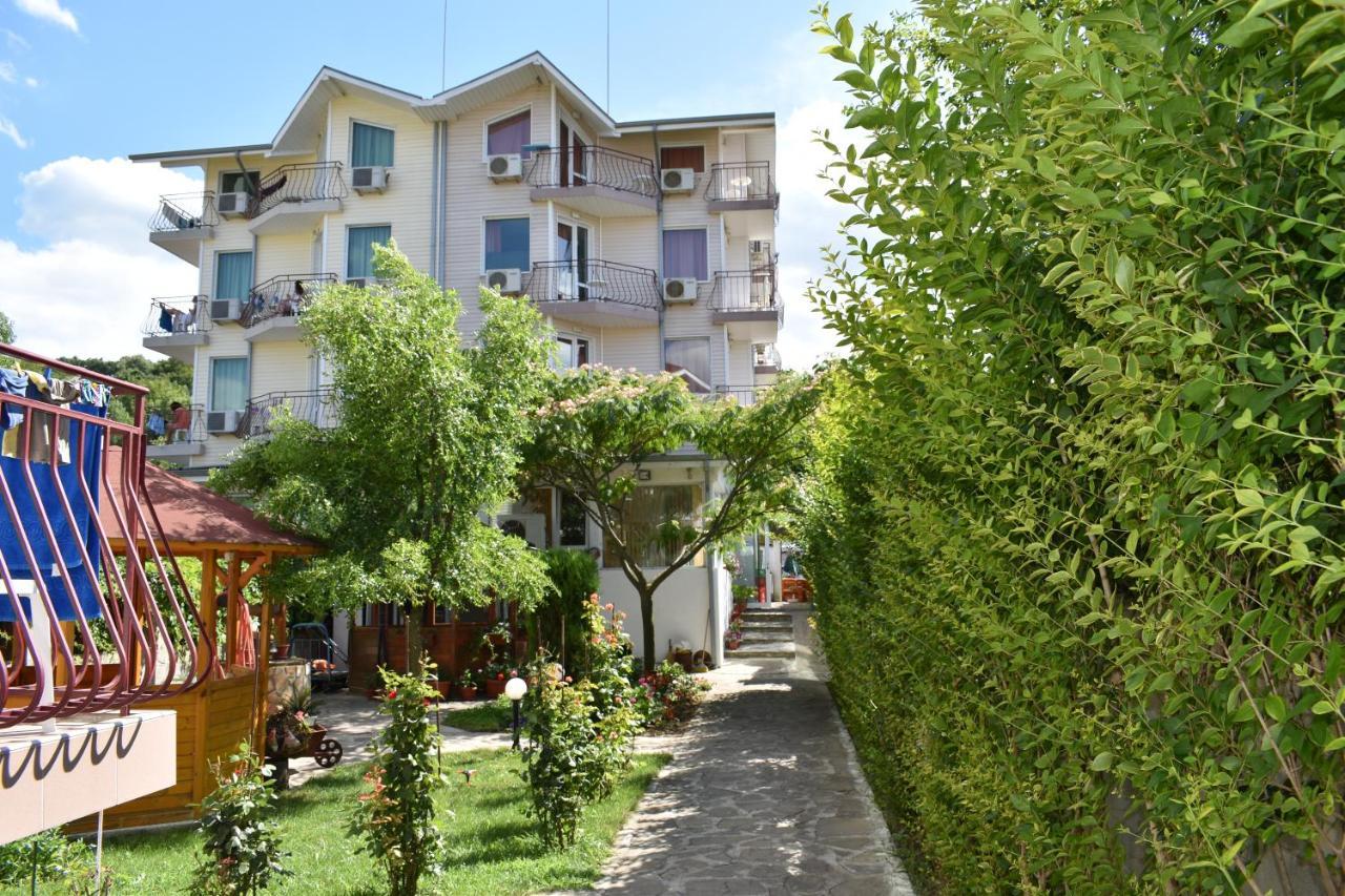 קרנבו Hotel Morski Dar מראה חיצוני תמונה