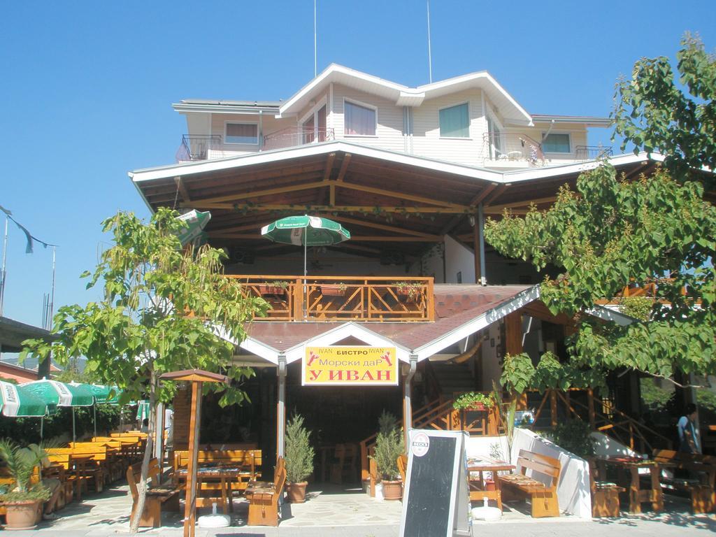 קרנבו Hotel Morski Dar מראה חיצוני תמונה